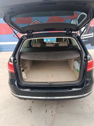 Volkswagen Passat 2011