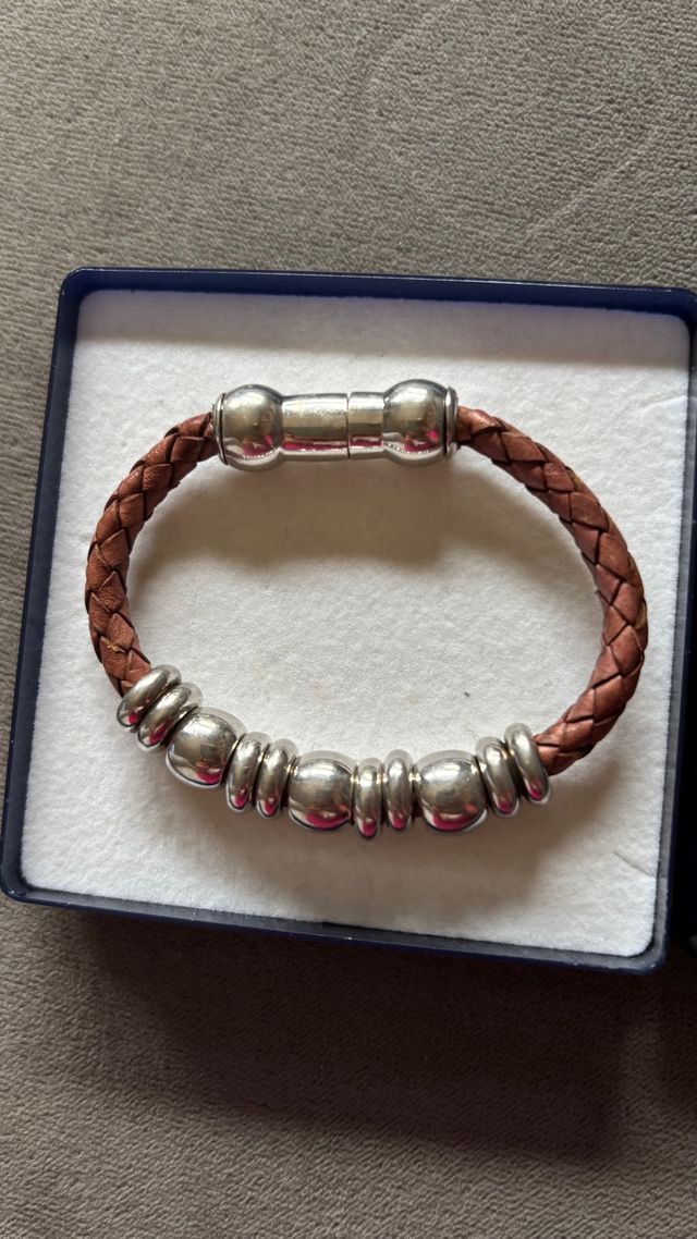 Pulsera Cuero y Plata Delgado Joyeria Aviles