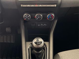 R Clio 2025 hibrido eco-g 100cv a estrenar en 24h