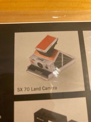 Modelli in cartone, fotocamere Polaroid