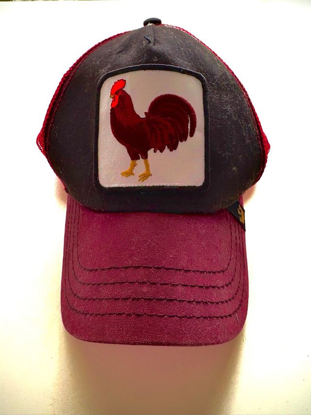 Gorra Goorin Bros Gallo Negra y Roja