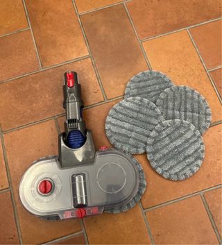 Lava pavimenti Dyson + 4 panni