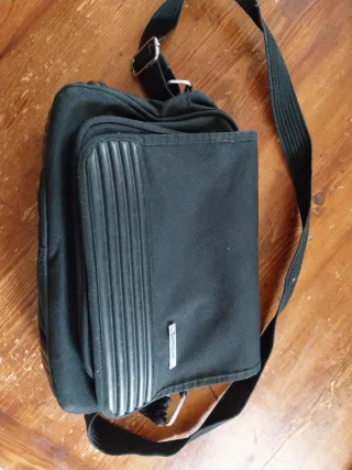 Borsa a tracolla nera