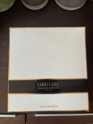 Bolso redondo terciopelo CH Good Girl