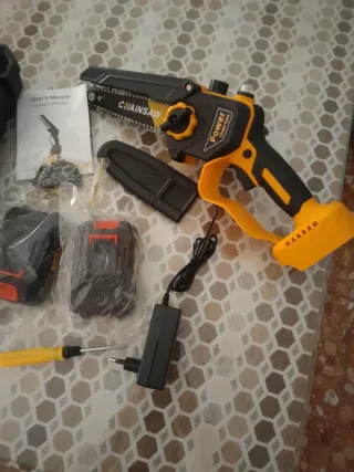 Motosierra Eléctrica 6 con 2 Baterías