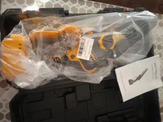 Motosierra Eléctrica 6 con 2 Baterías