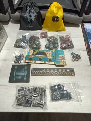 Massive Darkness 2 Materiales