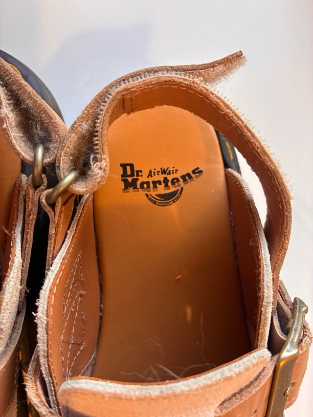 Zuecos Dr. Martens Nobuck Beige/Marrón