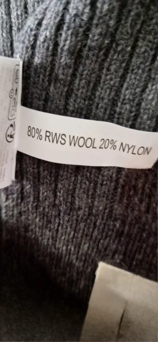 Bufanda gris, acanalada, Hombre,  Scalpers.