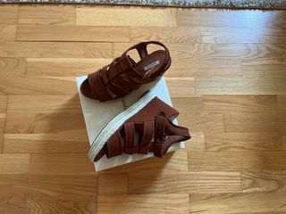 Sandalias Bimba y Lola Marrones Cuña