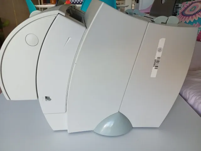 Impresora HP LaserJet 1100A