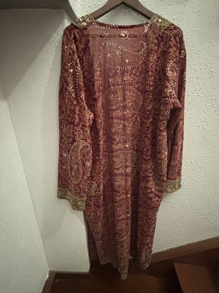 Caftán Vintage Bordado Dorado