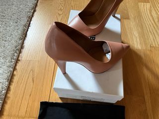 Zapatos de salón Bimba y Lola rosa