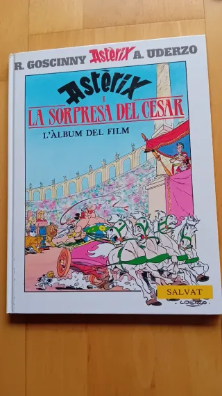 6 nros.especials de Astèrix i Obèlix amb català.