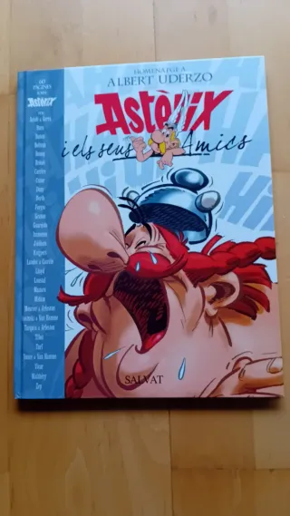 6 nros.especials de Astèrix i Obèlix amb català.