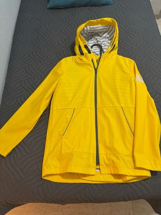 Chubasquero infantil amarillo