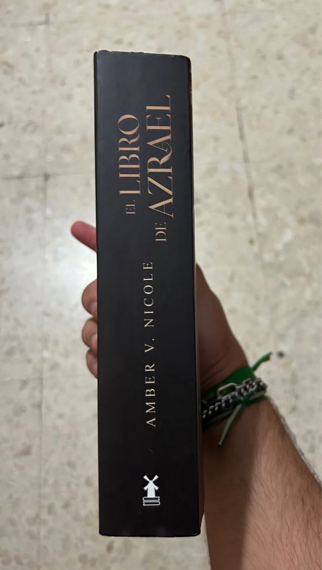 El libro de Azrael / The Book of Azrael 