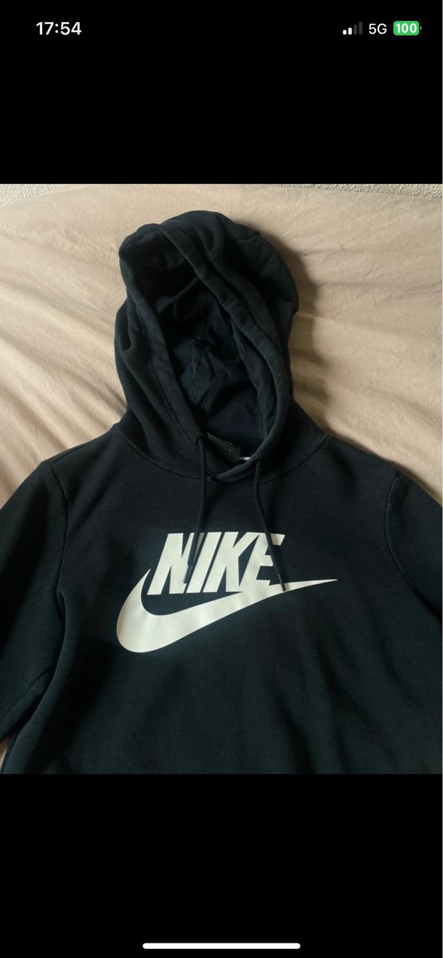 Sudadera Nike Negra Crop