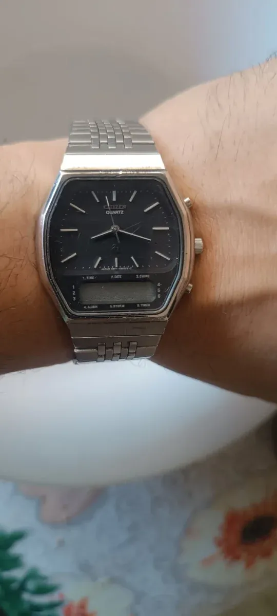 Reloj Citizen Analógico-Digital Plata