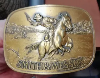 Hebilla Smith & Wesson y cinturón