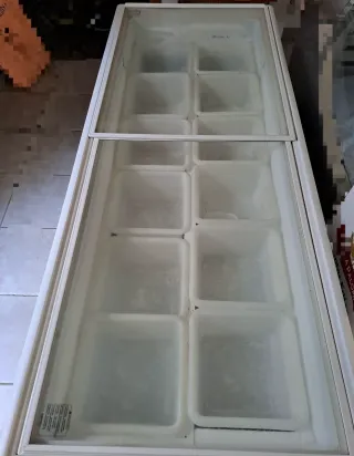 Congelador horizontal grande. Eurofred.
