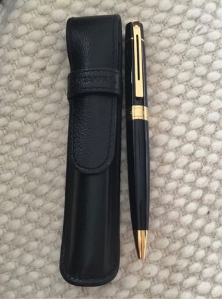 Bolígrafo Sheaffer 300 con funda piel