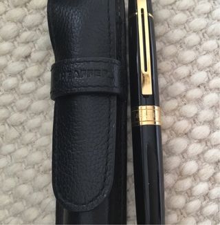 Bolígrafo Sheaffer 300 con funda piel