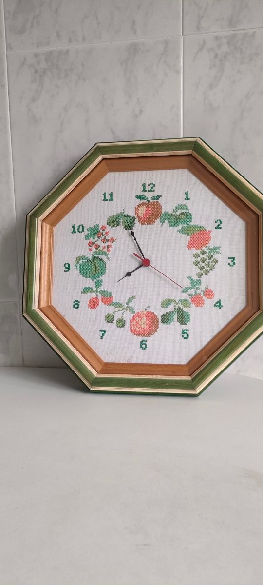 Reloj de Cocina Punto de Cruz Frutas