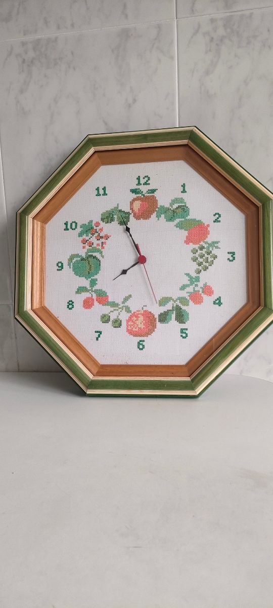 Reloj de Cocina Punto de Cruz Frutas