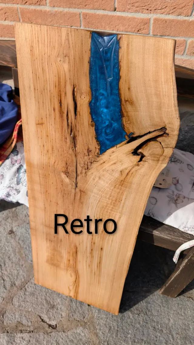 Mensola lavabo in legno massello e resina blu