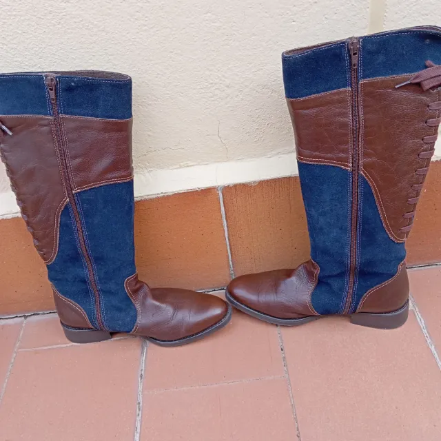 Botas altas de cuero y ante