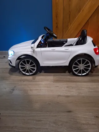 Coche Eléctrico Mercedes con Mando