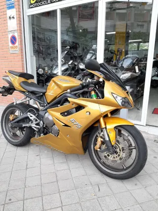 Triumph Daytona 675