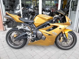 Triumph Daytona 675
