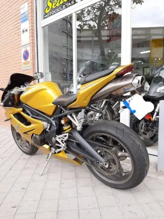 Triumph Daytona 675