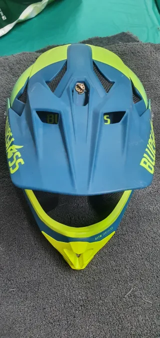 Casco Bluegrass BMX Niño Talla S