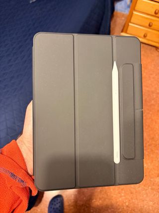 iPad Air 5 (M1) 64GB + 5G Celular Lápiz y Funda