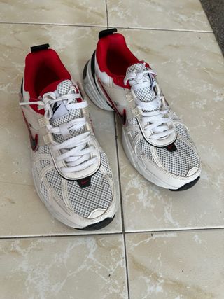 Zapatillas NIKE V2K RUN Talla 38.5