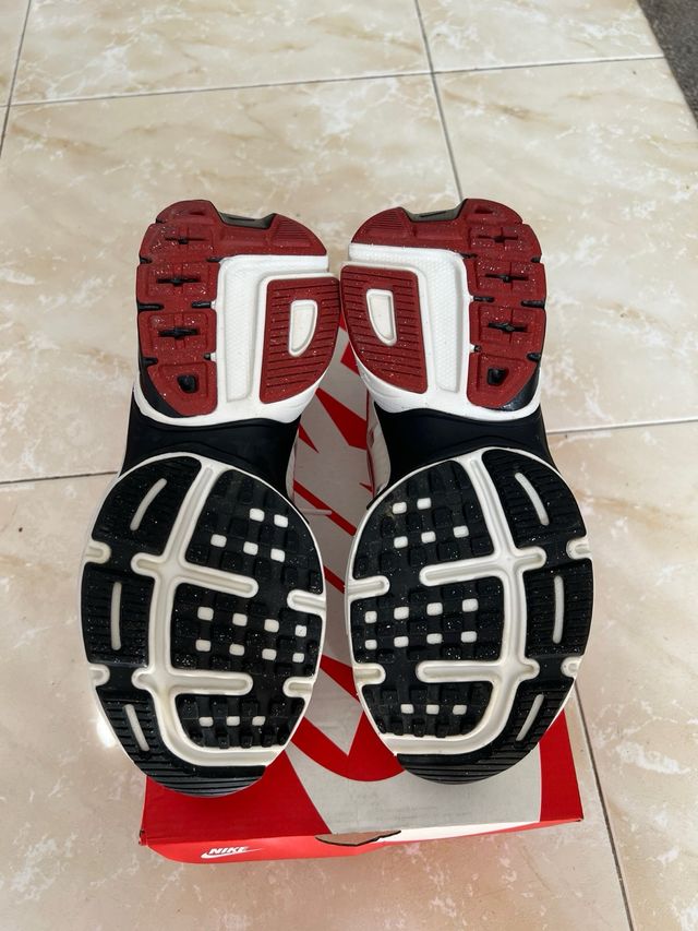 Zapatillas NIKE V2K RUN Talla 38.5