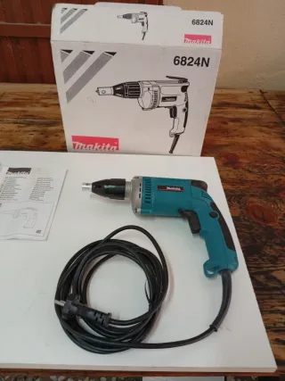 Taladro Makita 6824N