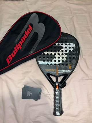 Pala Bullpadel Hack 03 a estrenar