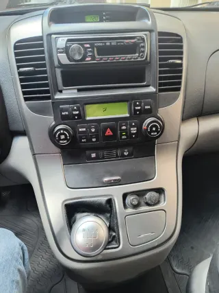 KIA Carnival 2008