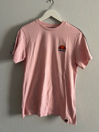 Camiseta rosa Ellesse con logo