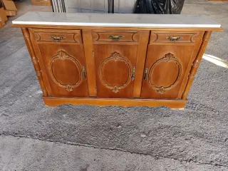Mueble de entrada madera y mármol