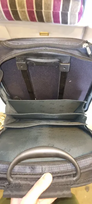 Maletín HP Negro con Ruedas