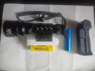 Linterna tactica submarina recargable batt extra