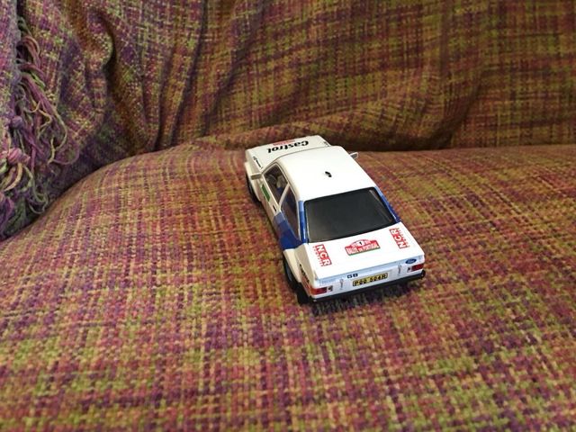 ¡NUEVO!: Ford Escort I