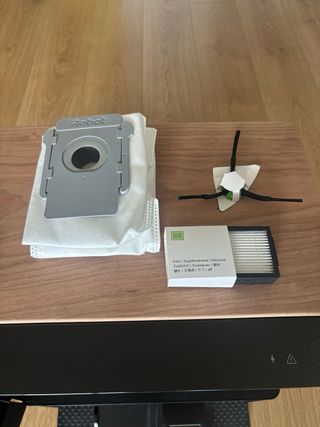 Robot aspirapolvere e lavasciuga pavimenti Roomba Combo j9+