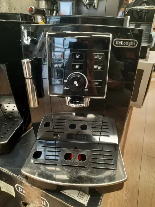 Cafetera DeLonghi ECAM 23.120.B Negra