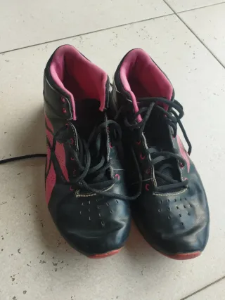 Zapatillas Reebok deportivas negras y rosas